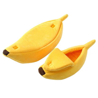 Cozy Banana-Shaped Cat Bed – Portable and Plush Hideaway