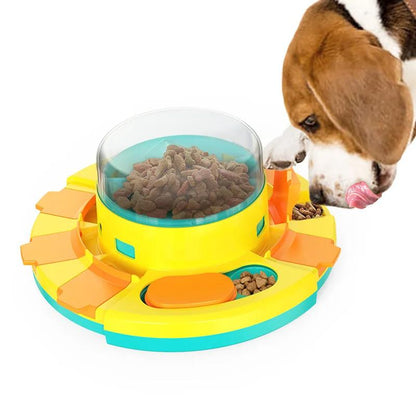 Dog Smart Feeder Toy – Beagle eating kibble from the outer pockets of the puzzle feeder