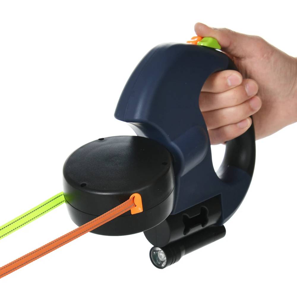 Retractable Dual Dog Leash with LED Light – Tangle-Free Walking for Two Dogs