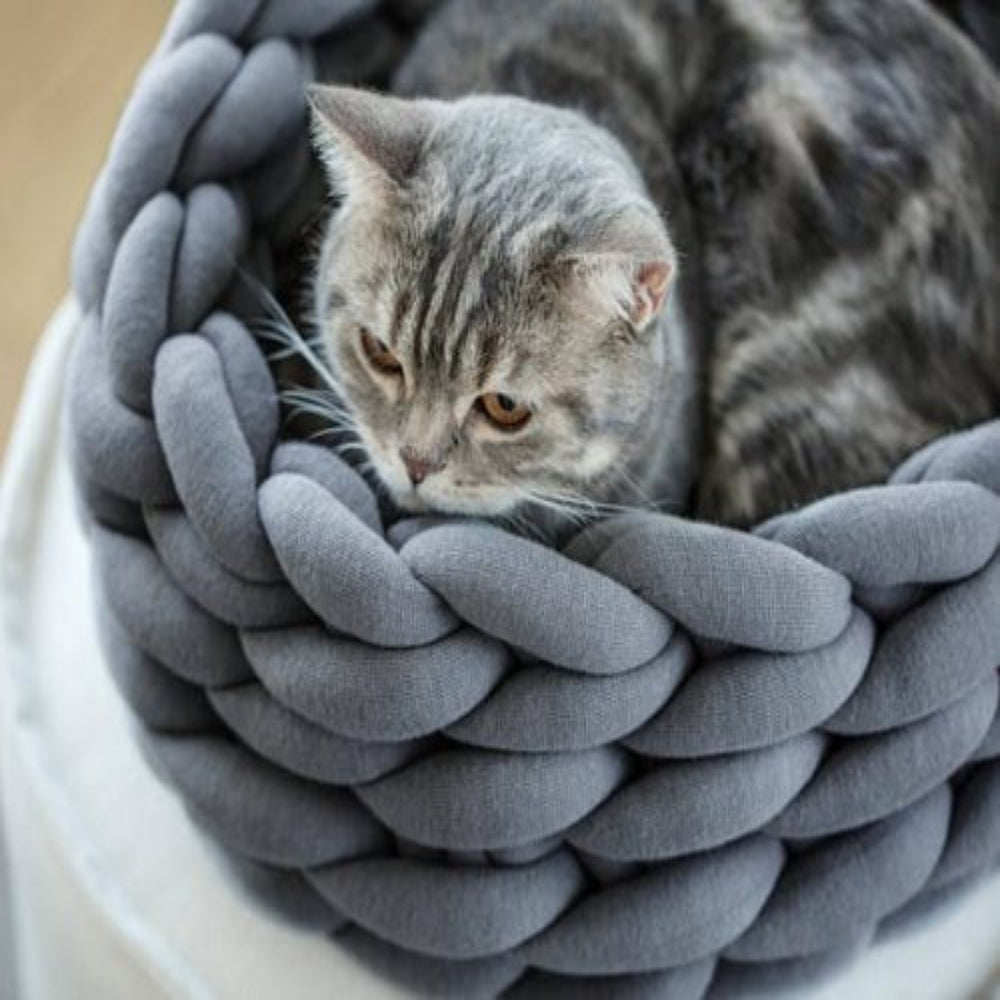 Soft Plush Pet Bed - Comfortable Breathable Dog Bed