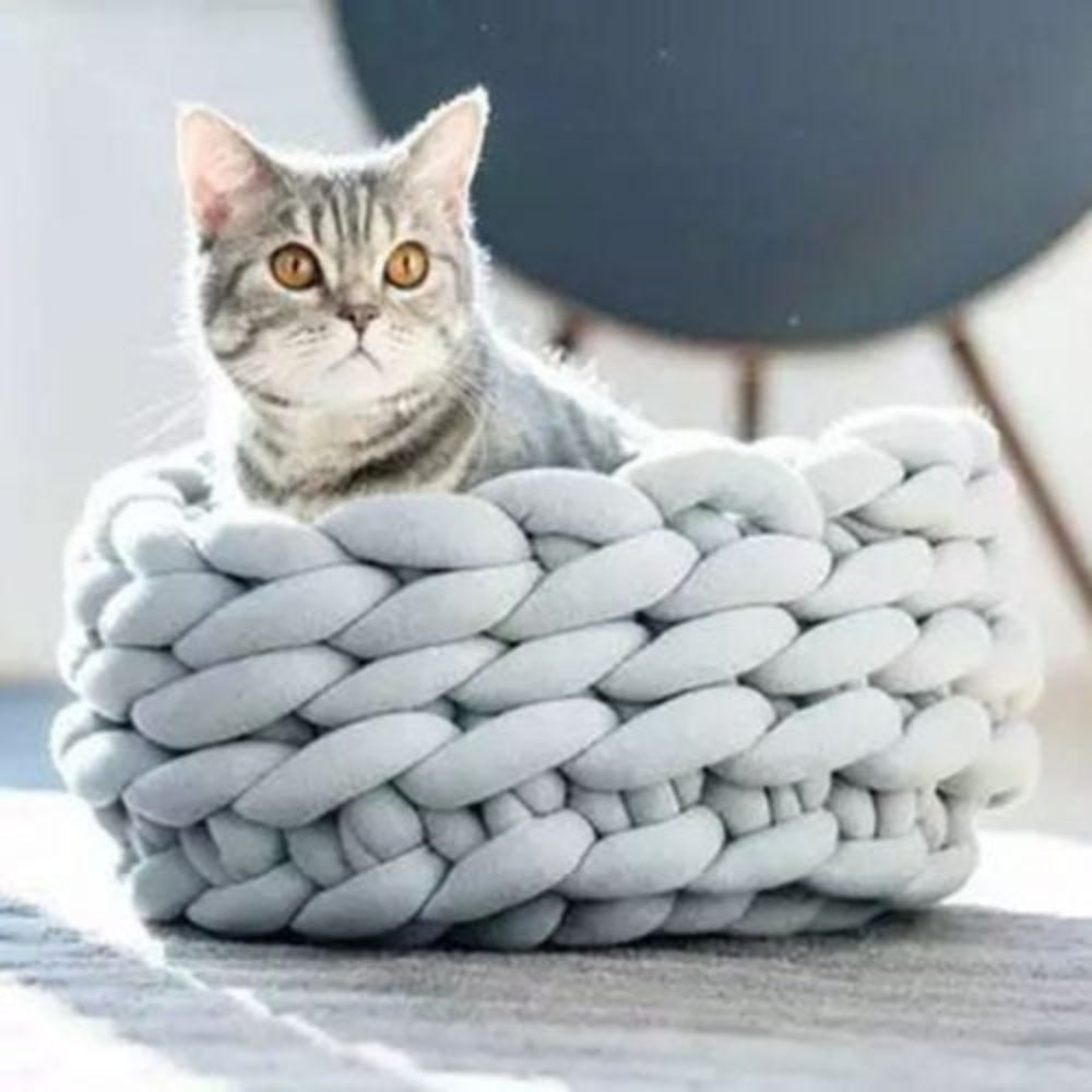 Soft Plush Pet Bed - Comfortable Breathable Dog Bed