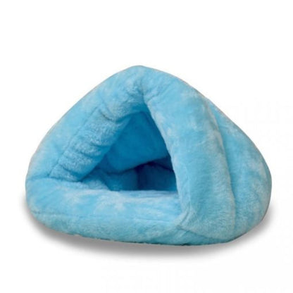 Cozy Heated Cat Bed for Winter Warmth